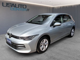 VOLKSWAGEN Golf VIII 2024