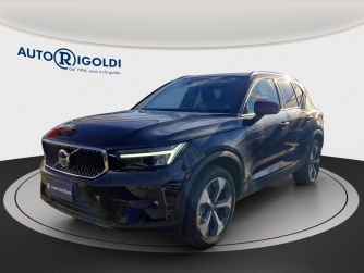 VOLVO XC40 2023