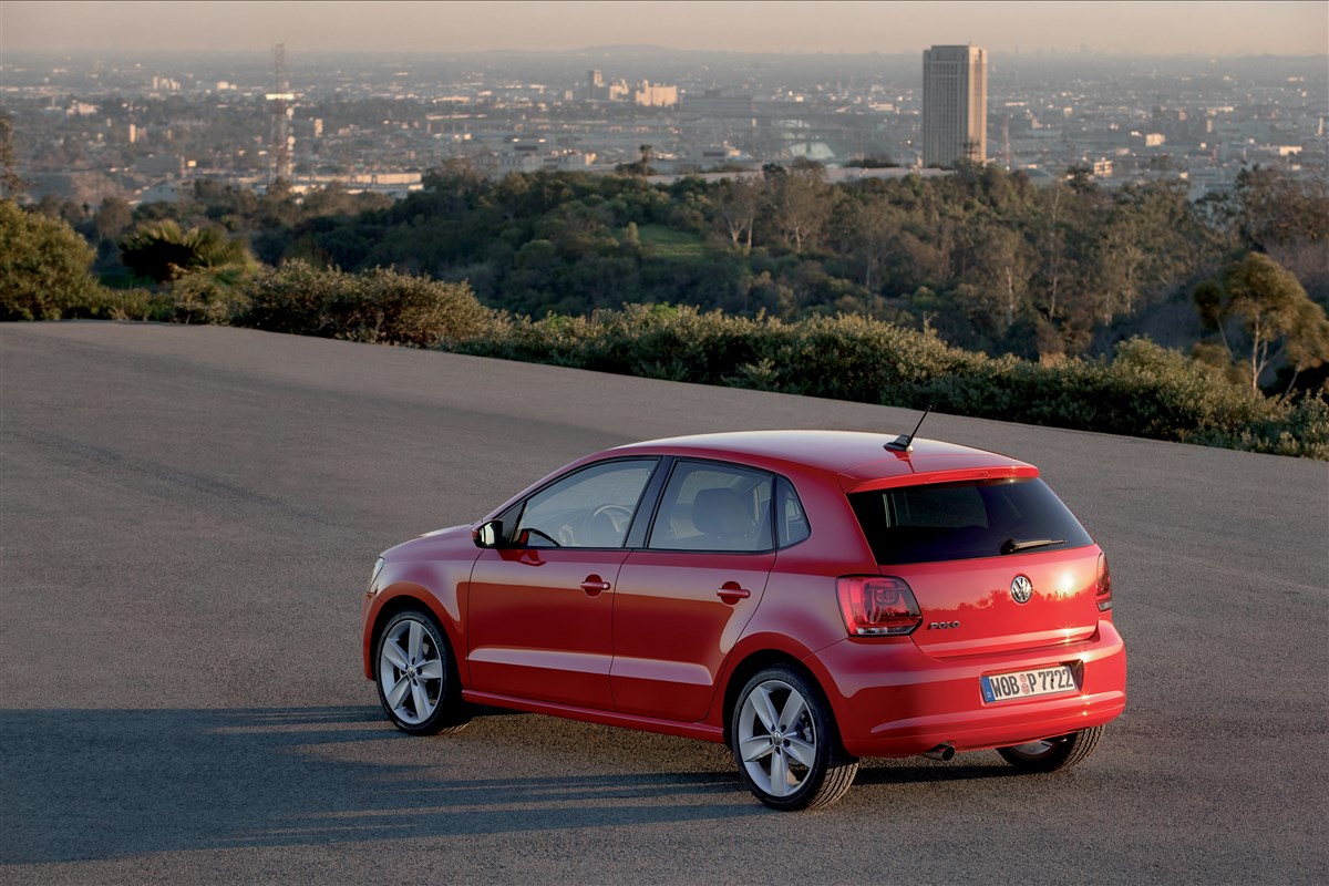 Polo-2009-Est_7